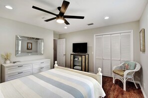 Room - Beautiful 3 bed/ 2 bath Executive Style Home in Sea Palms (St. Simons Island)