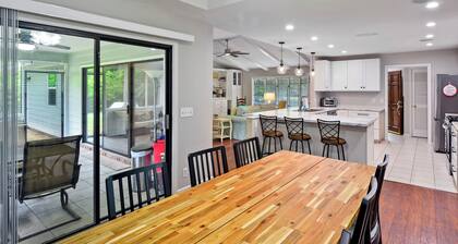 Beautiful 3 bed/ 2 bath Executive Style Home in Sea Palms