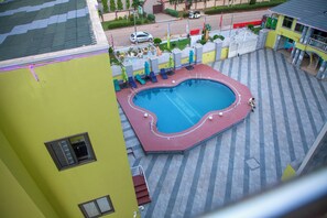 15 piscines extérieures