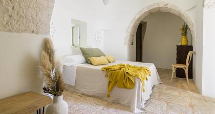 Trullo Kallist con Piscina by Wonderful Italy