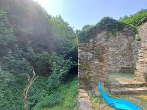 Property grounds - FOR NATURE LOVERS ! (Mélagues)