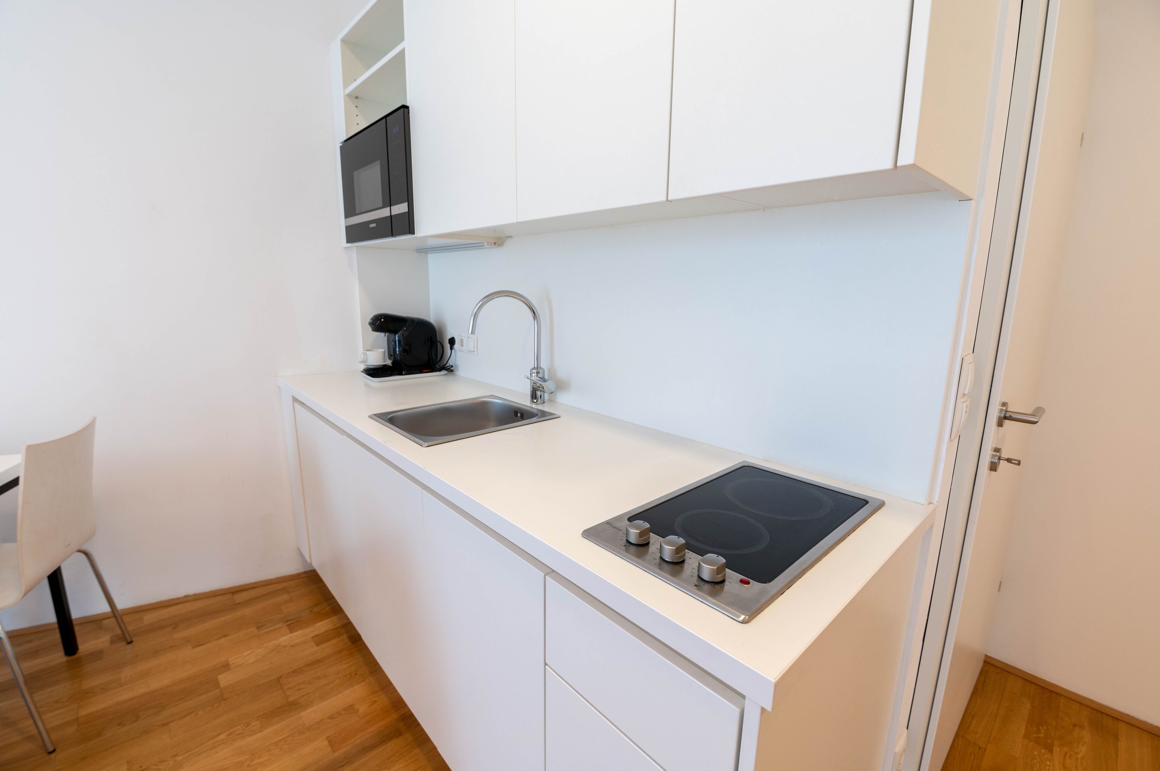 deluxe studio | private kitchen