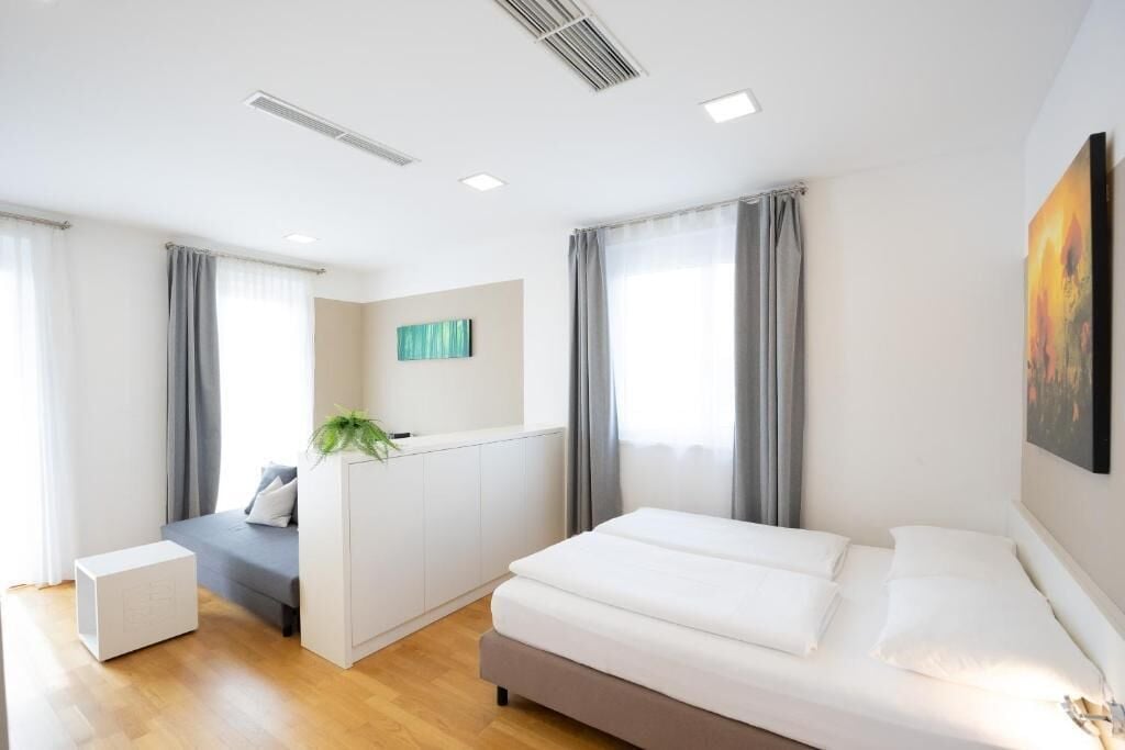 Photo - SHOME Hotel Graz I Self-Check-In I Free Parking