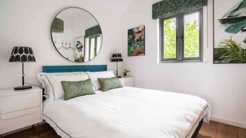 1 bedroom, desk, iron/ironing board, free WiFi