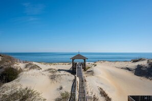 SNH325: Moonshadow | TL Oceanfront Sun Deck - Awesome Views!