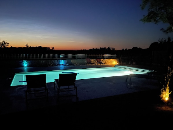 Piscine extérieure, piscine chauffée