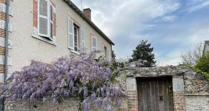 GĂźte de Mont-PrĂšs-Chambord au cĆur des ChĂąteaux de la Loire (avec piscine)