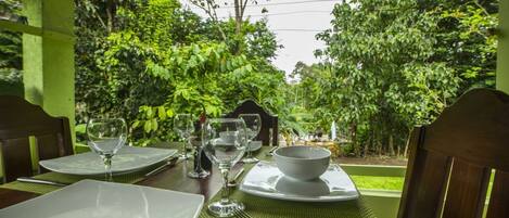 Outdoor dining