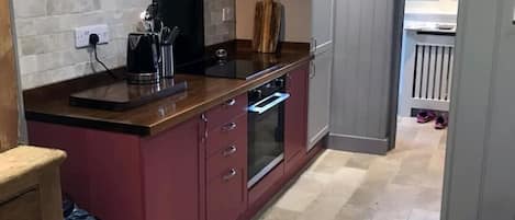 Geladeira, fogão, cooktop, lava-louças