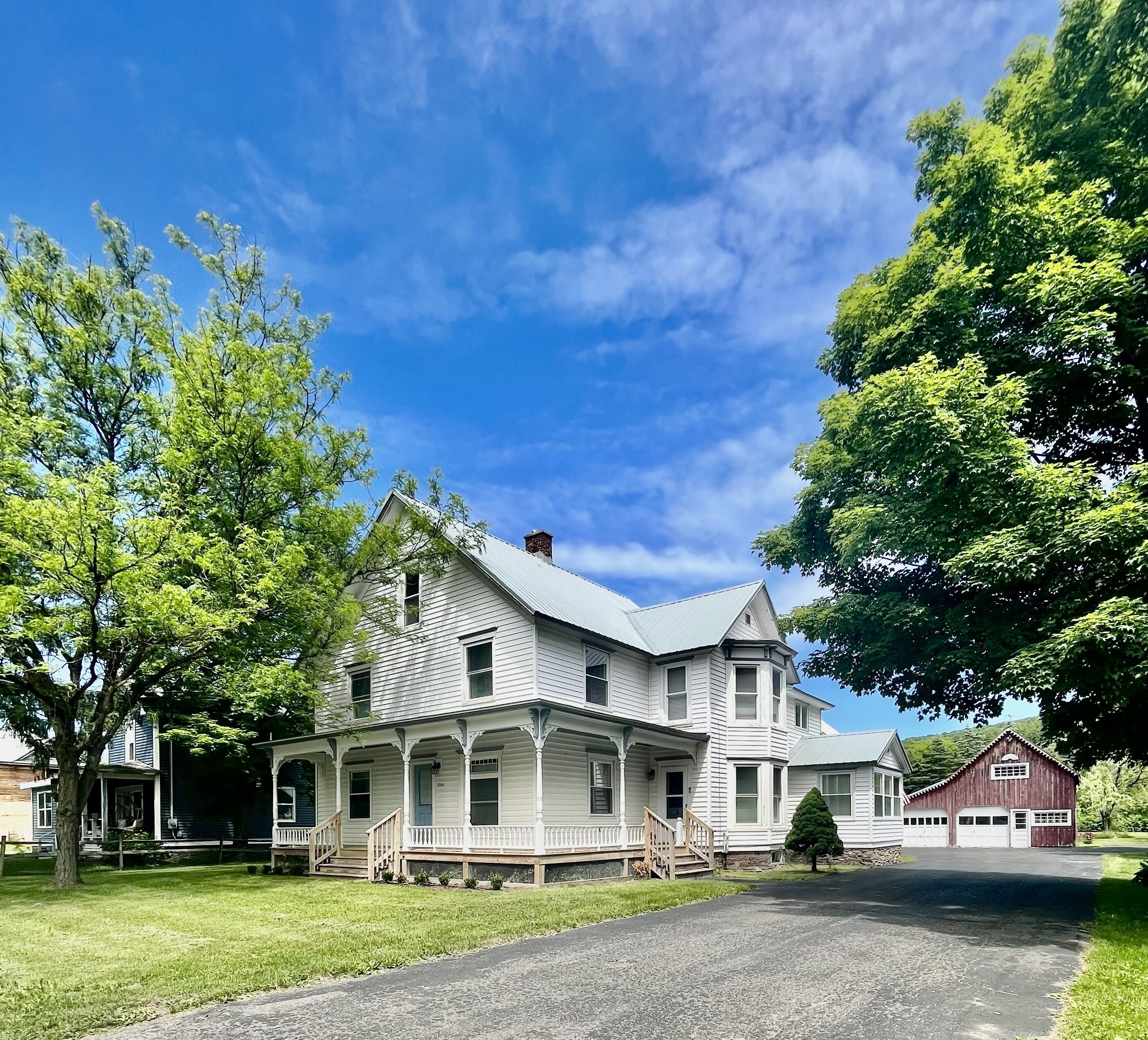 Private home near Cooperstown, Dreams Park & All Star Village. Sleeps 13.