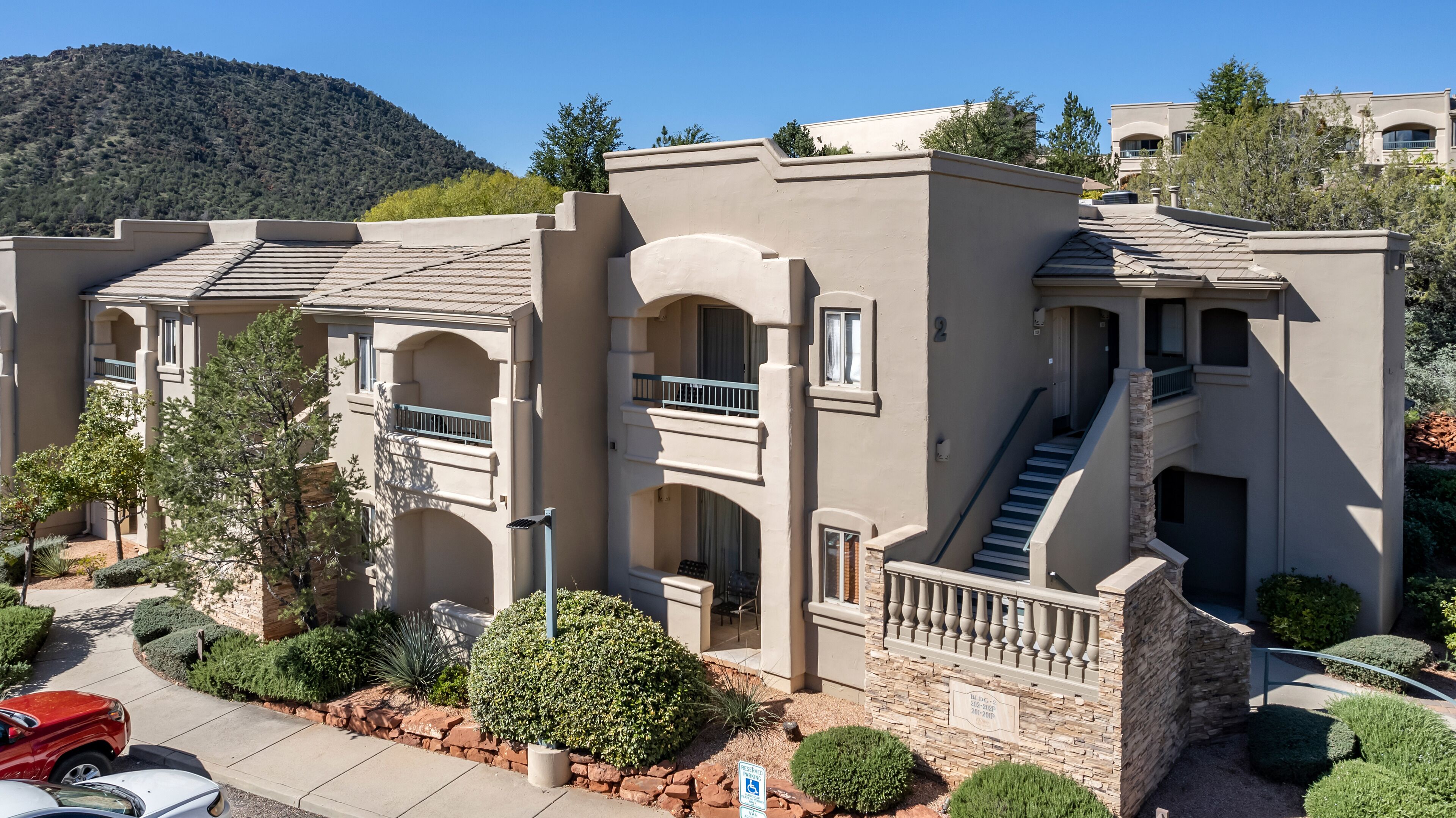 Ridge on Sedona - STUDIO 1 QUEEN AND SOFABED W/ RESORT AMENITIES