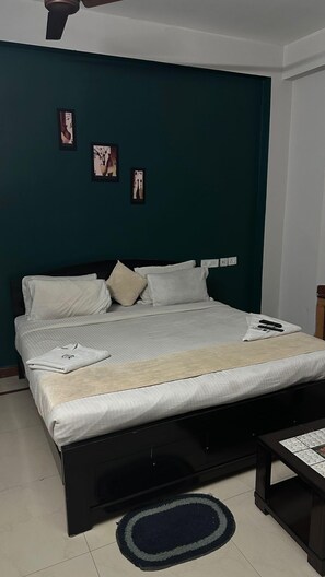 Standard Double Room | Bed sheets - iROOMZ Hotel Shree Jagannath (Hyderabad)