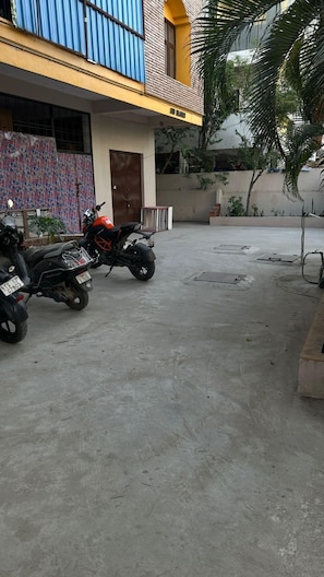 Bagian depan properti