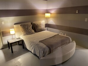 2 Schlafzimmer, Bügeleisen/Bügelbrett, WLAN, Bettwäsche