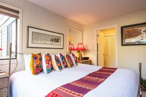2 slaapkamers, een strijkplank/strijkijzer, gratis wifi, beddengoed