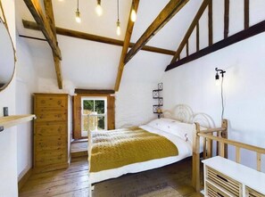 1 habitación, tabla de planchar con plancha, internet y ropa de cama 