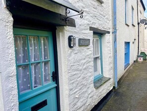 Exterior detail - Quaint Fisherman's Cottage (Port Isaac)