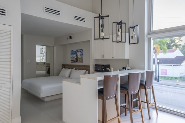 Signature Suite | Individually decorated, desk, laptop workspace, free WiFi