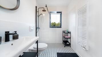 Villa | Bathroom