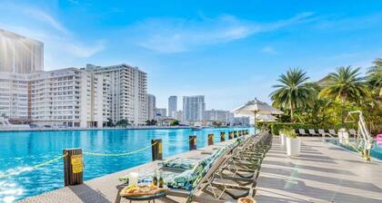 Infinite View| Balcony + Pool + Gym + Near Beach