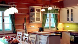 บ้านพัก | 5 ห้องนอน