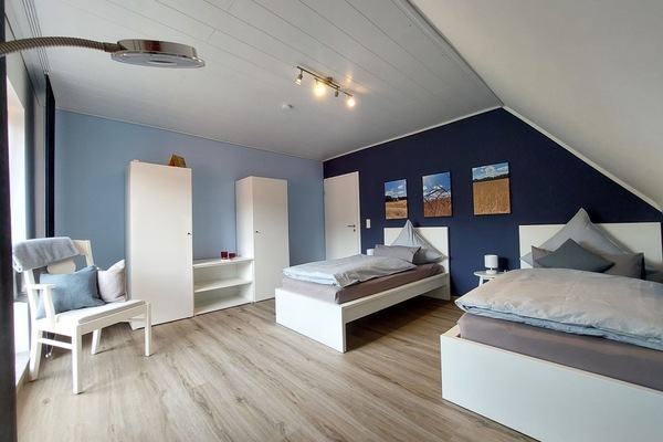 2 slaapkamers, reisbedje, gratis wifi, beddengoed