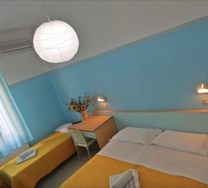 Classic Triple Room | Premium bedding, in-room safe, free WiFi, bed sheets