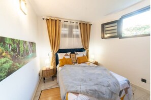 2 bedrooms, desk, iron/ironing board, free WiFi