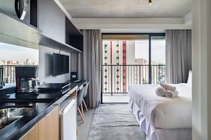 1 bedroom, desk, bed sheets