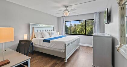Fully Loaded / Just Furnished Condo in Altamonte Springs, FL