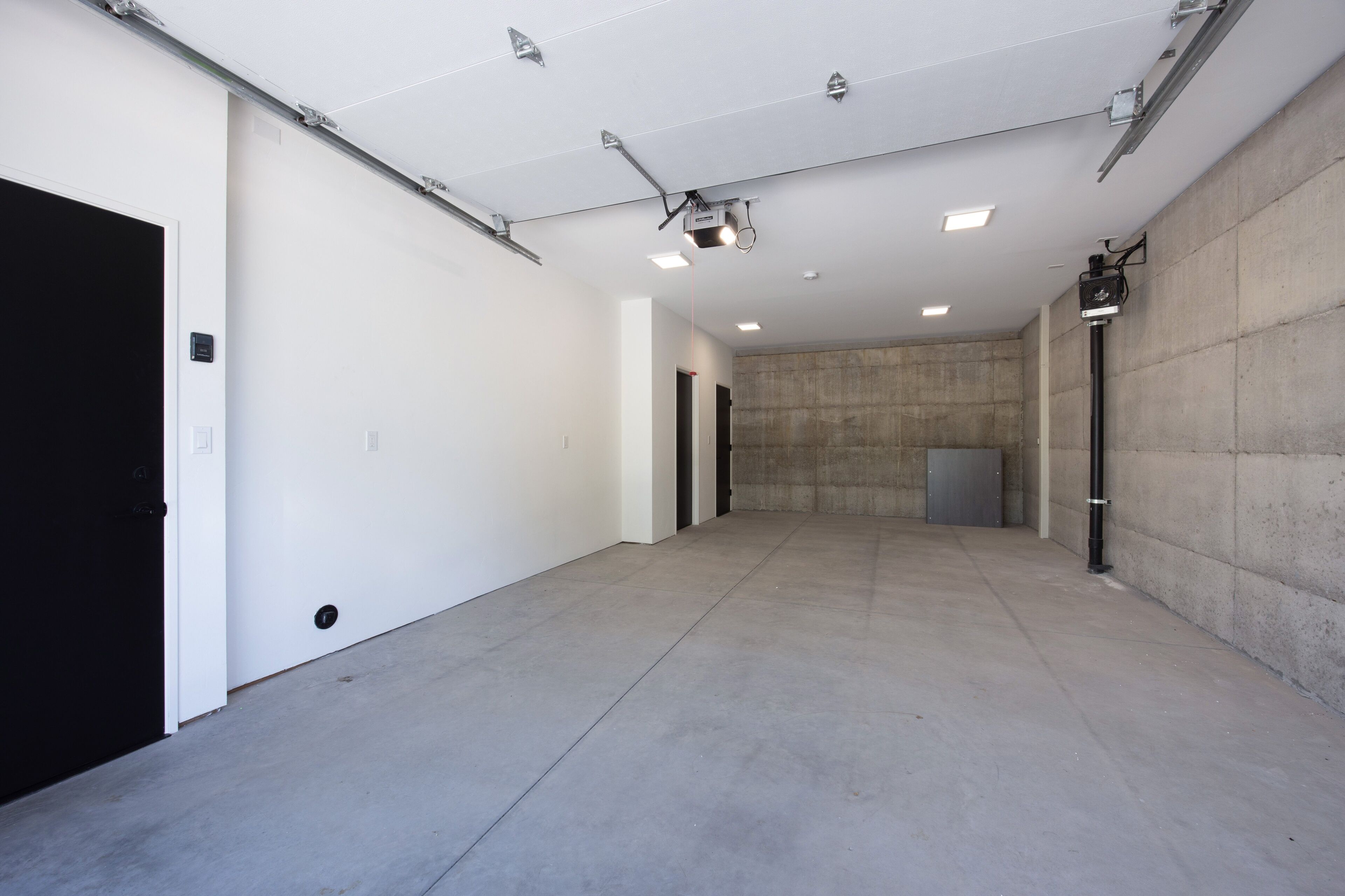 House, 5 Bedrooms | Interior