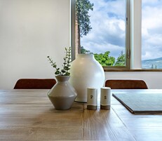 House, 5 Bedrooms | Dining