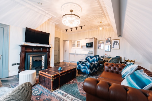 The Penthouse | Living area