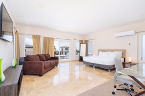 4 dormitorios, tabla de planchar con plancha, wifi gratis y ropa de cama