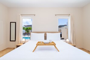 4 camere, una scrivania, ferro/asse da stiro, culla da viaggio