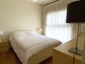 1 camera, una scrivania, ferro/asse da stiro, Wi-Fi gratuito