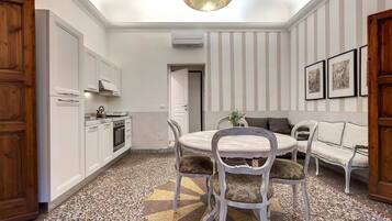 Apartment | Private kitchen