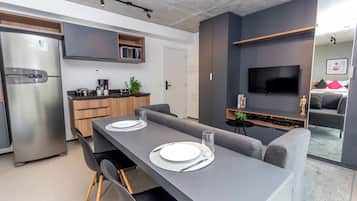 Comfort Studio | Dining room