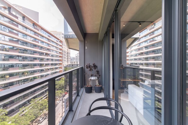 Estudi exclusiu (459346) | Pati hawaià