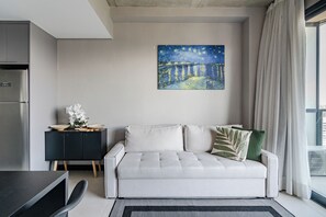 Standard Studio (641629) | Living area | Smart TV - 360 VN Faria Lima (São Paulo)