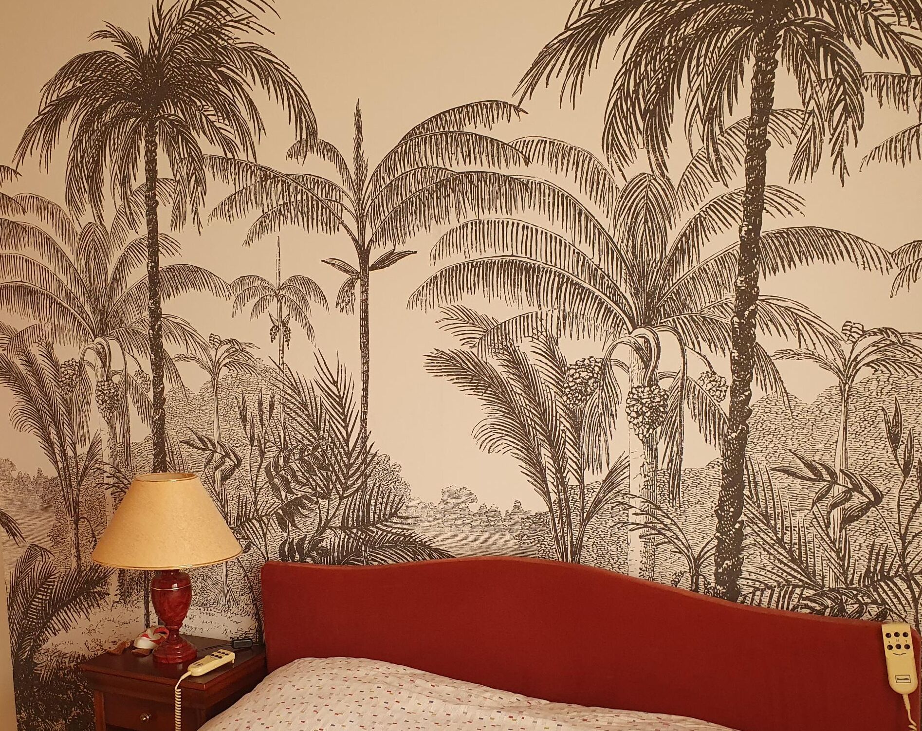 5 chambres, bureau, fer et planche à repasser, Wi-Fi gratuit