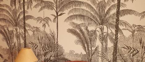 5 bedrooms, desk, iron/ironing board, free WiFi