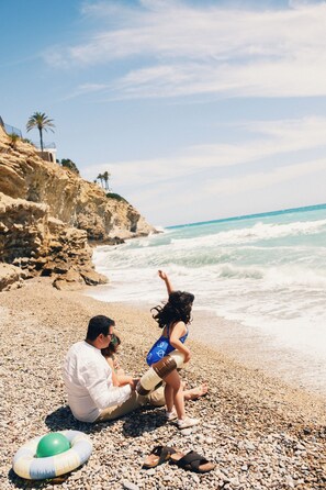 Beach nearby, white sand - Villa Scirocco Montiboli by Buccara (Villajoyosa)