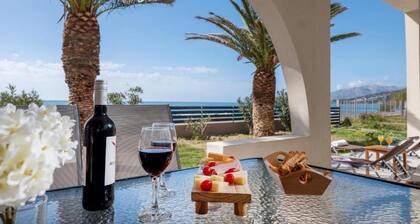 Atalanti Seaside Junior Suites