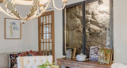 Cottage Gigi, Smart Convenient Stone Village House with Pool
