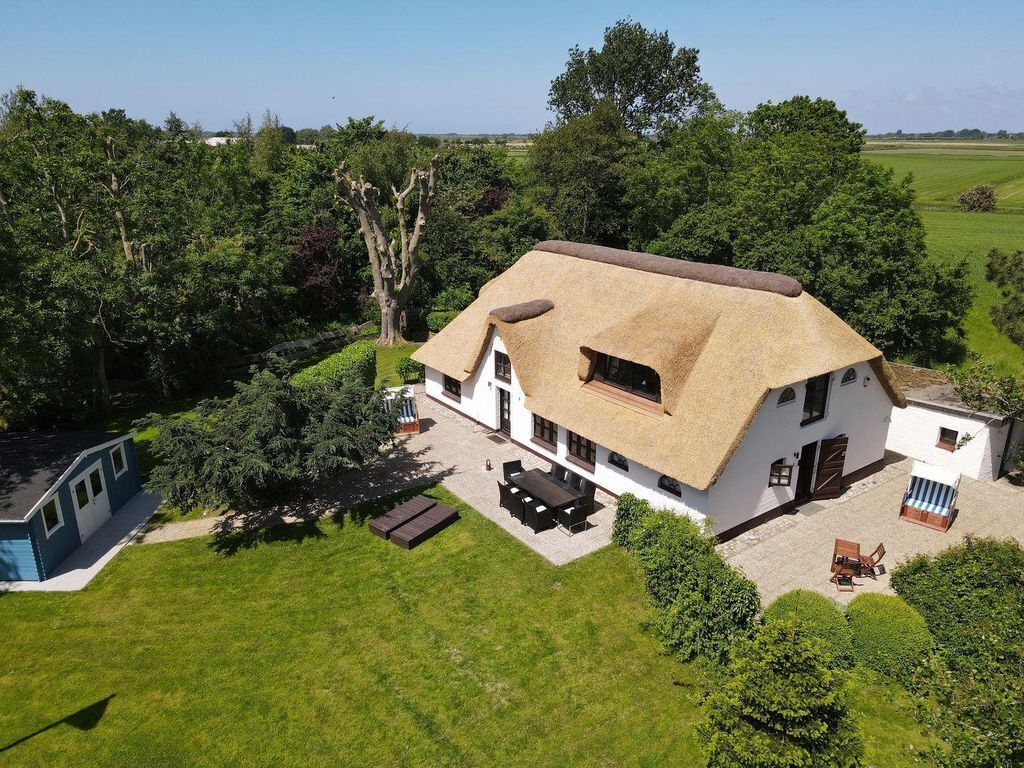 Reetdachhaus Friesen Chalet