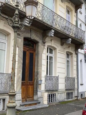 DĂ©tail de lâextĂ©rieur