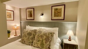 2 quartos, ferros/tábuas de passar roupa, Wi-Fi, roupa de cama