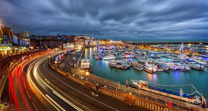 Cosy Seaside House 2min 5 Sandy Beach's 2 Dbl Beds