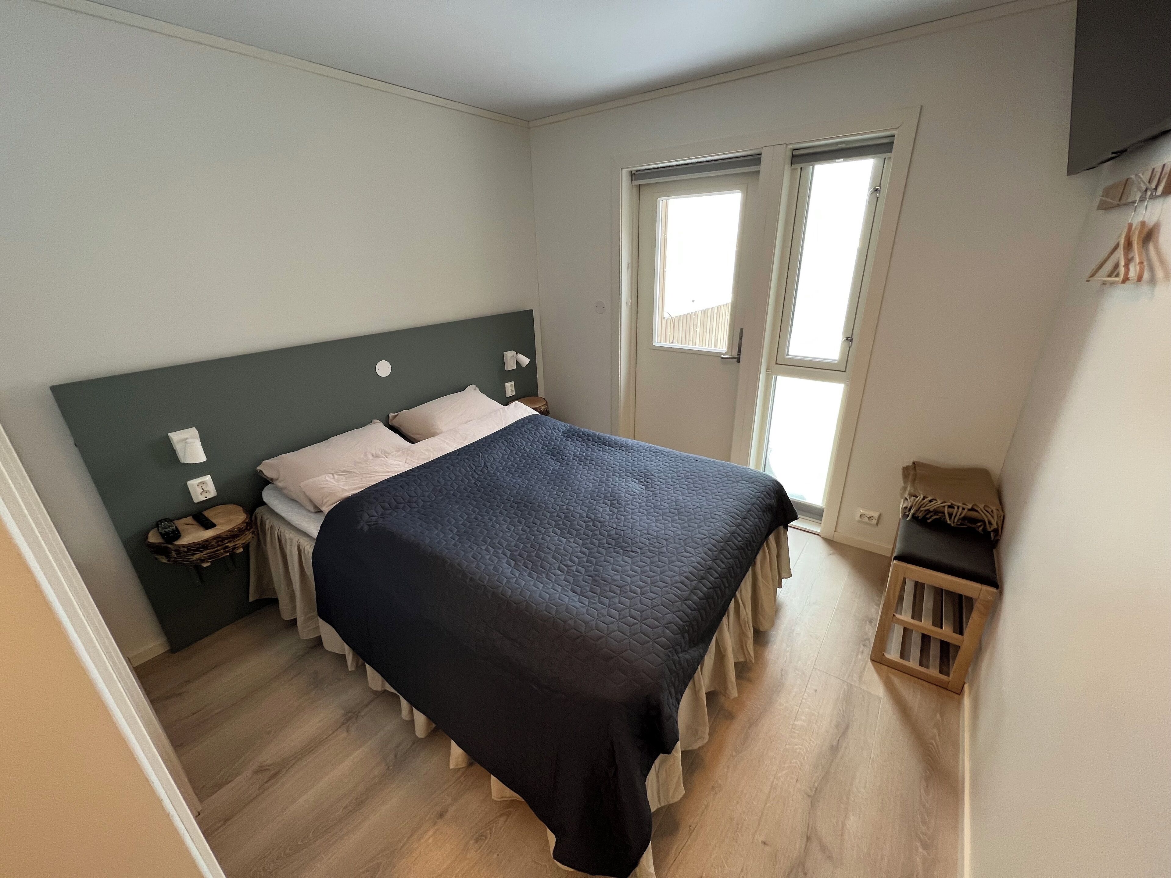 Basic-Doppelzimmer, 1 Queen-Bett, Nichtraucher, Meerblick (101) | Betten mit Memory-Foam-Matratzen, kostenloses WLAN, Bettwäsche